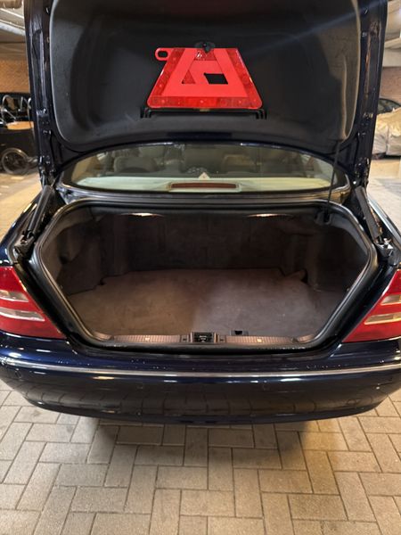 Mercedes-Benz S-Klasse S 320 — zdjęcie 9