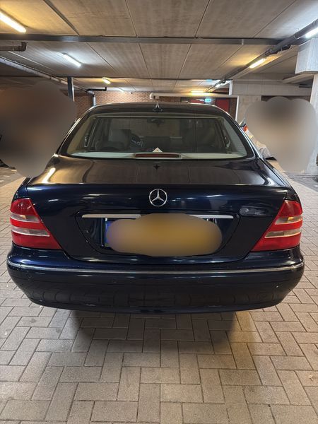 Mercedes-Benz S-Klasse S 320 — zdjęcie 4