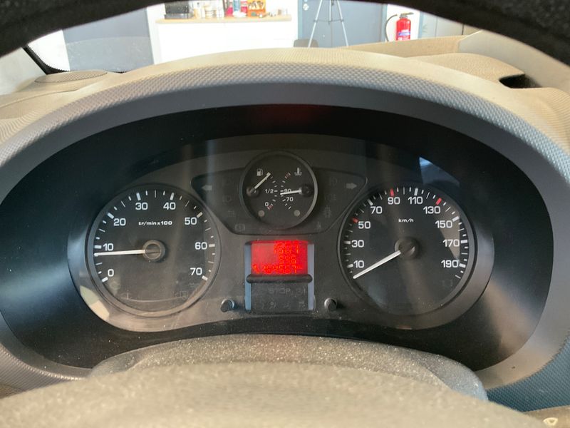 Peugeot Partner 1.6 HDi L2 — zdjęcie 4