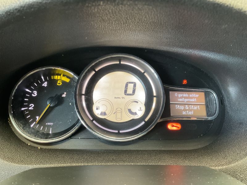 Renault Megane 1.5 dCi Expression 2012 – снимка 4