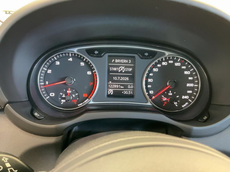 Audi A1 Sportback 1.4 TFSI Admired — zdjęcie 13