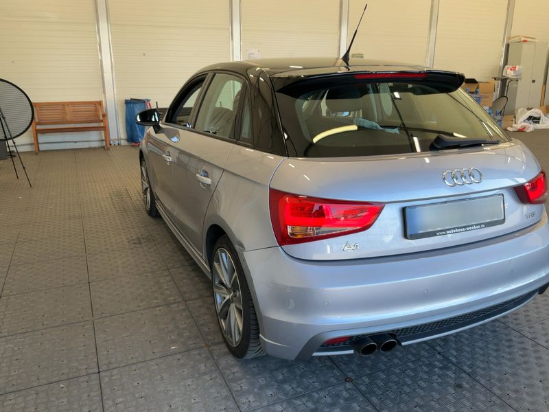Audi A1 Sportback 1.4 TFSI Admired — zdjęcie 3