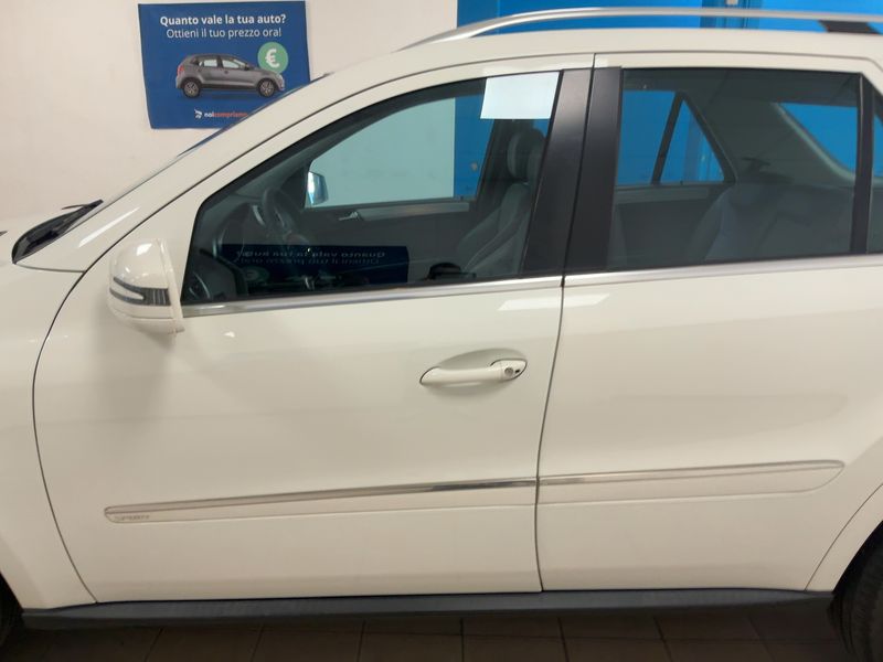 Mercedes-Benz M-Klasse ML 350 CDI 4Matic 2011 – снимка 4