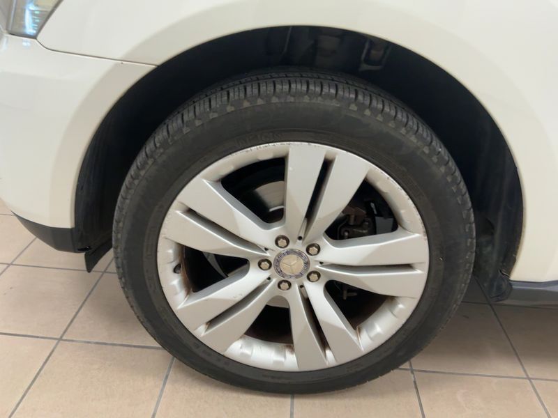 Mercedes-Benz M-Klasse ML 350 CDI 4Matic 2011 – снимка 3