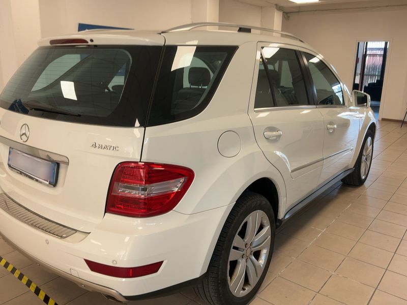 Mercedes-Benz M-Klasse ML 350 CDI 4Matic 2011 – снимка 8