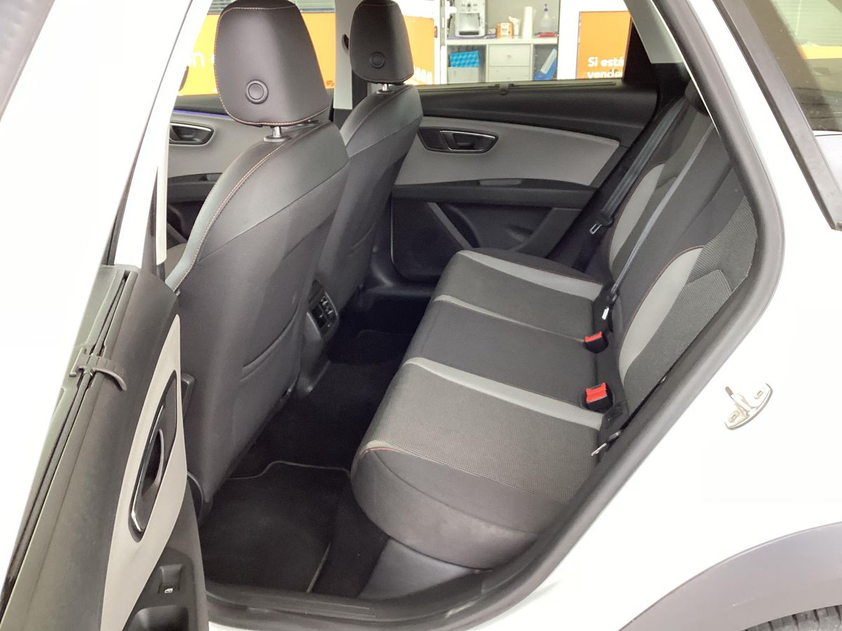 Seat Leon 2018 — photo 20