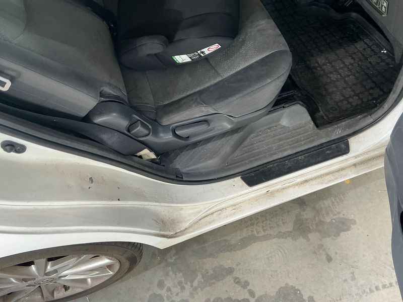 Toyota Prius+ 1.8 Comfort 2014 – снимка 33