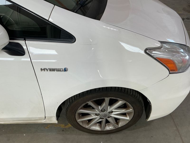 Toyota Prius+ 1.8 Comfort 2014 – снимка 23