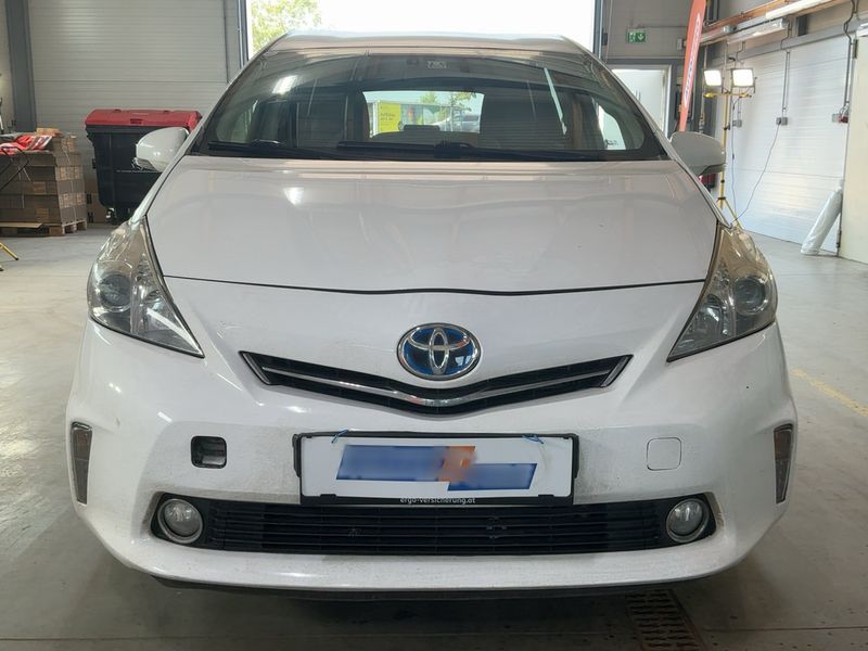 Toyota Prius+ 1.8 Comfort 2014 – снимка 14