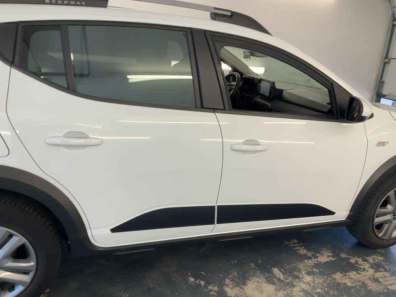 Dacia Sandero 1.0 TCe LPG Stepway Comfort — zdjęcie 7