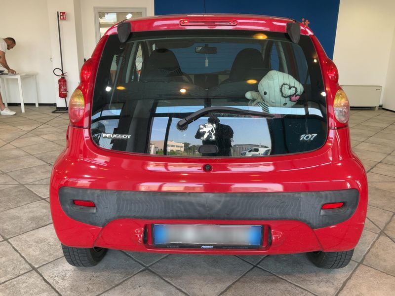 Peugeot 107 1.0 Plasir — zdjęcie 5