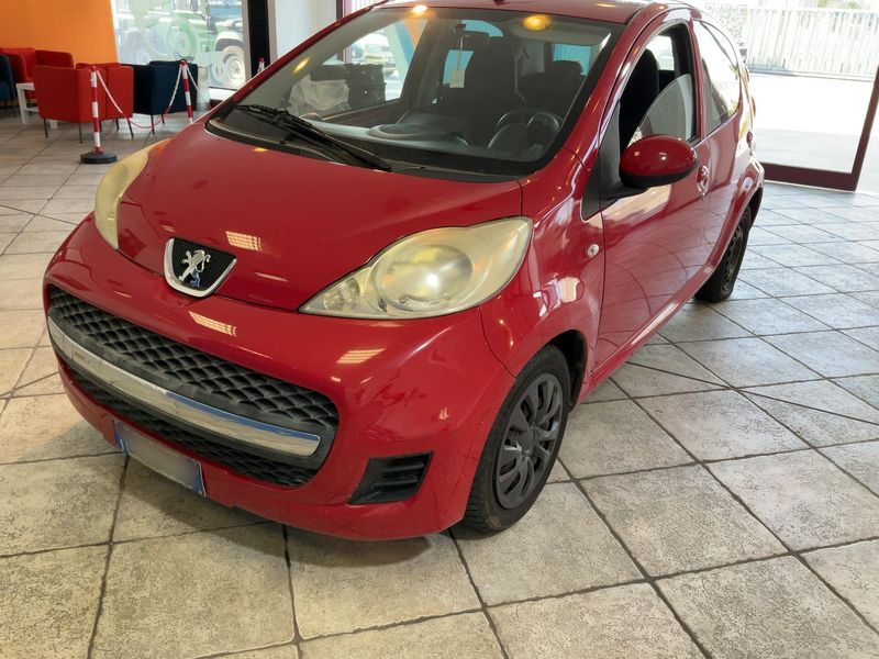 Peugeot 107 1.0 Plasir
