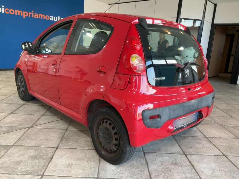 Peugeot 107 1.0 Plasir — zdjęcie 3