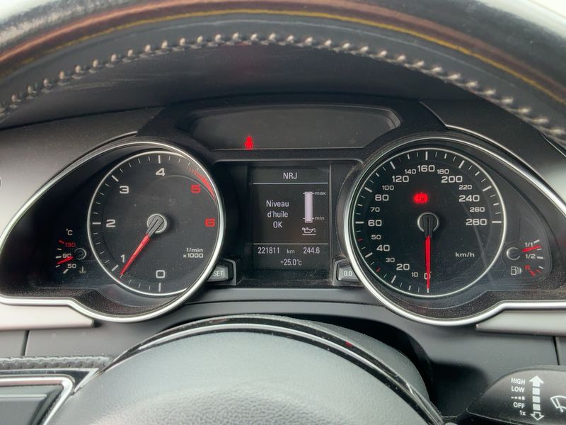 Audi A5 2.0 TDI — zdjęcie 13