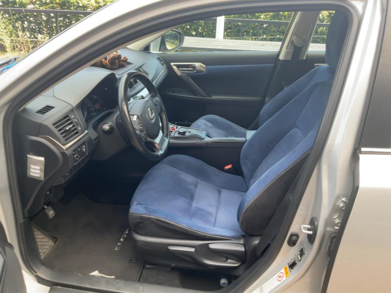 Lexus CT-Serie CT 200h — zdjęcie 11