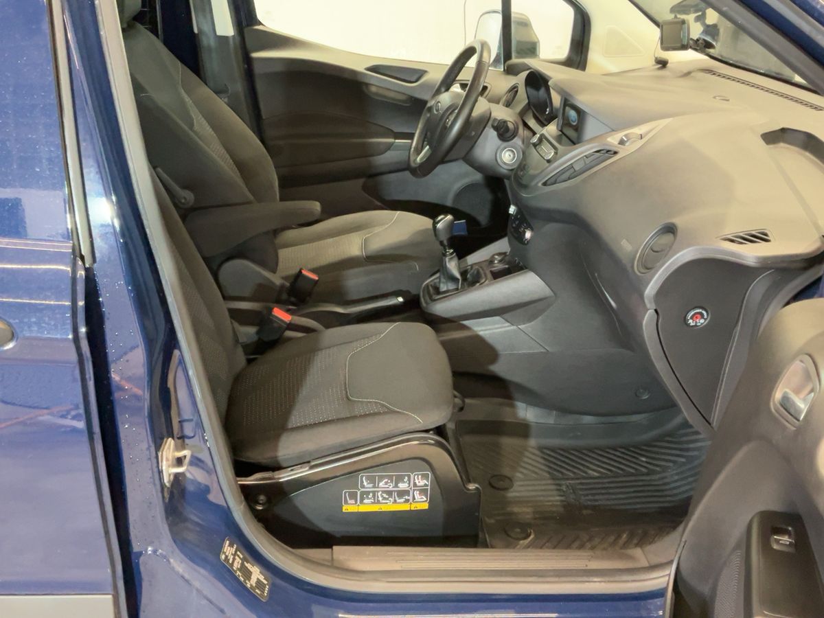 Ford Transit 2022 — photo 18