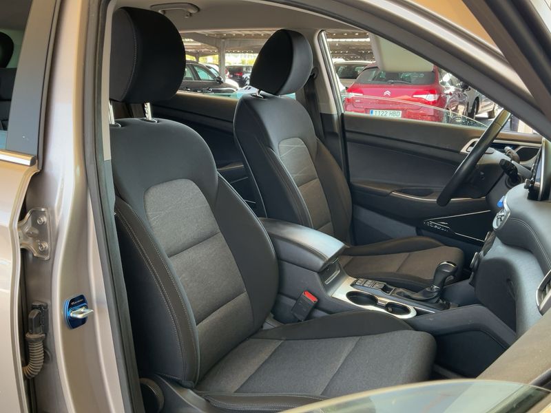Hyundai Tucson 1.6 CRDi Style 2WD — zdjęcie 11