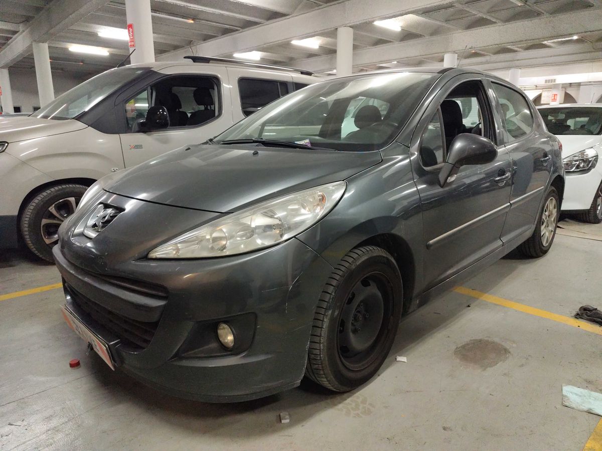 Peugeot 207 2014