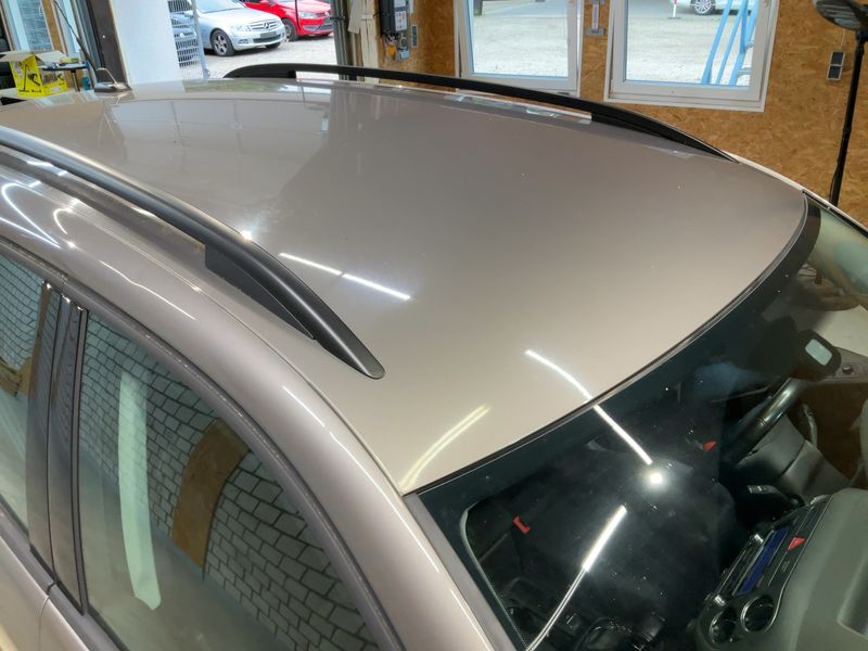Volkswagen Tiguan 2.0 TDI Track & Field 4Motion 2009 – снимка 13