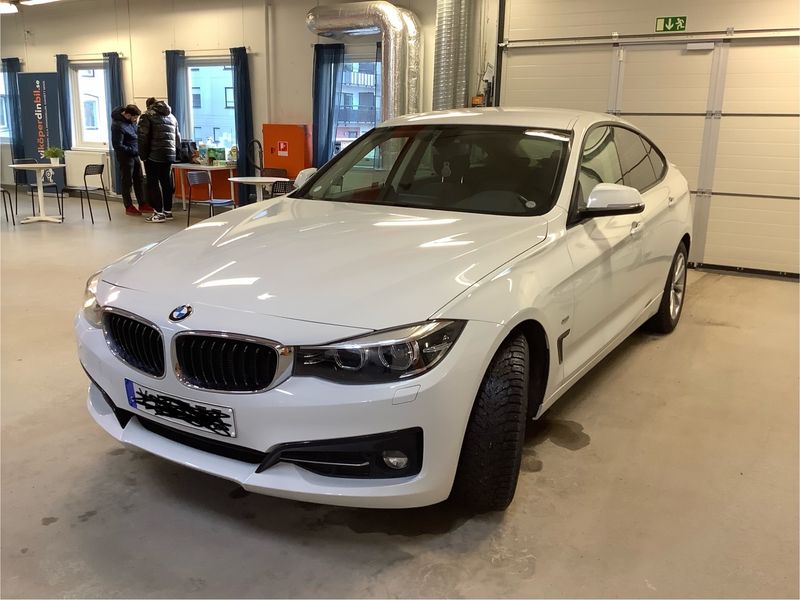 2017 BMW 3 Series