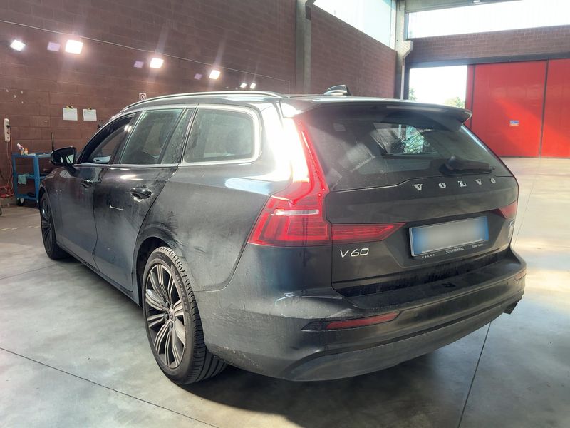 Volvo V60 2.0 D3 Business 2020 – снимка 6