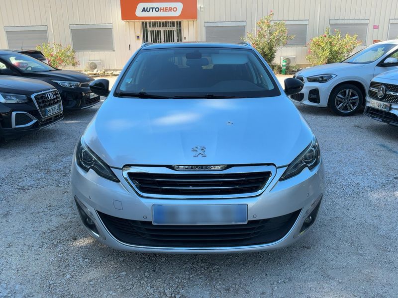 Peugeot 308 1.2 e-THP Feline 2014 – снимка 14