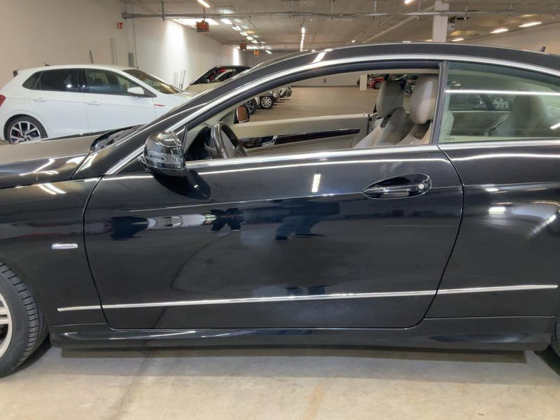 Mercedes-Benz E-Klasse E 350 CGI BlueEfficiency Elegance — zdjęcie 4