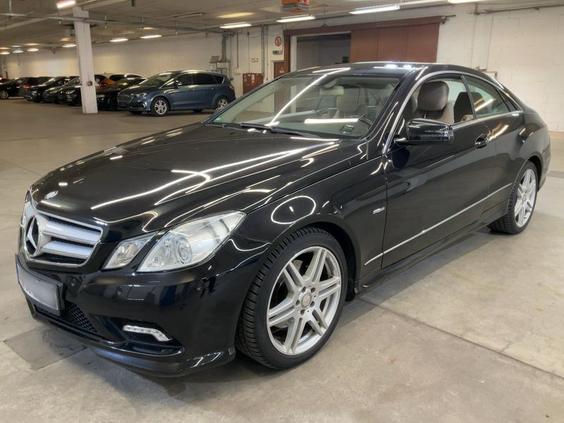 Mercedes-Benz E-Klasse E 350 CGI BlueEfficiency Elegance