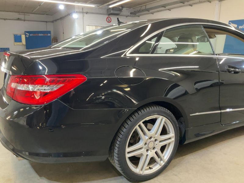 Mercedes-Benz E-Klasse E 350 CGI BlueEfficiency Elegance — zdjęcie 6