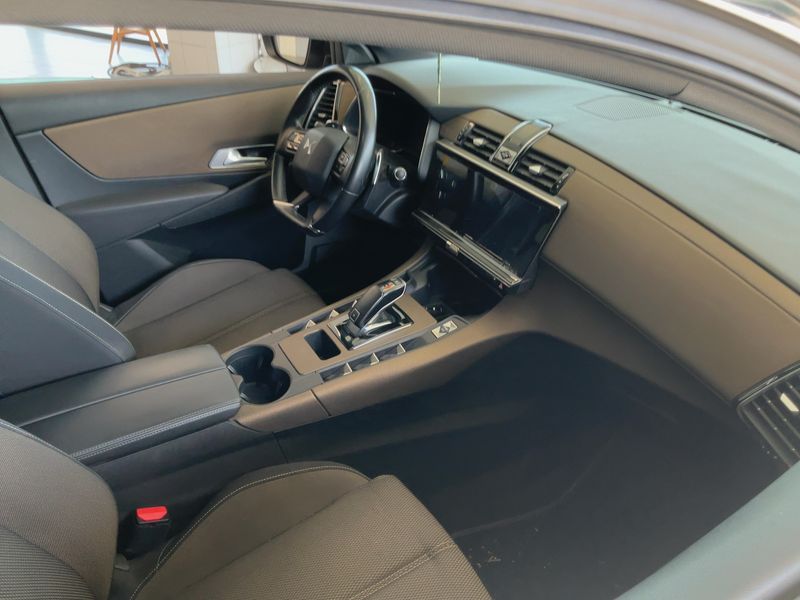 DS Automobiles DS7 Crossback 1.5 Blue-HDi Business Line 2021 – снимка 16