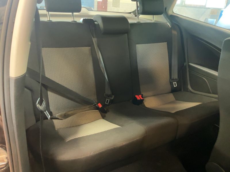 Volkswagen Polo 1.6 TDI Style 2011 – снимка 19