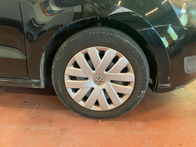 Volkswagen Polo 1.6 TDI Style 2011 – снимка 11