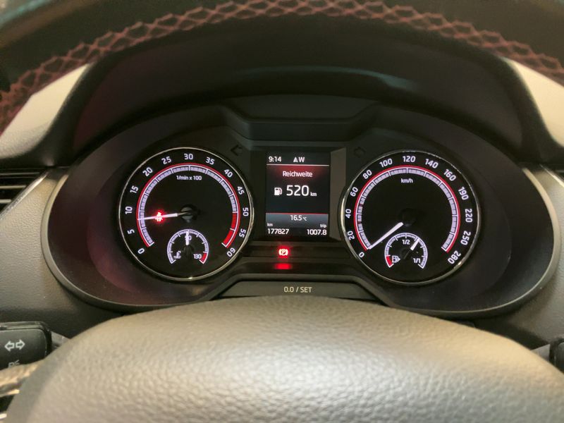 Skoda Octavia 2.0 TDI RS 2018 – снимка 18