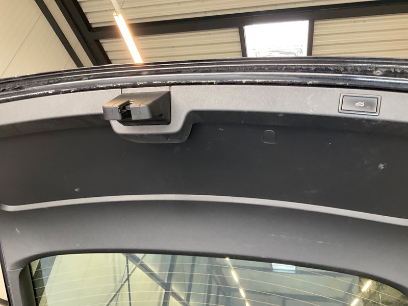 Skoda Octavia 2.0 TDI RS 2018 – снимка 22