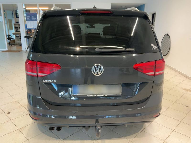 Volkswagen Touran 2.0 TDI IQ.DRIVE — zdjęcie 5