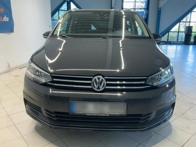 Volkswagen Touran 2.0 TDI IQ.DRIVE — zdjęcie 9