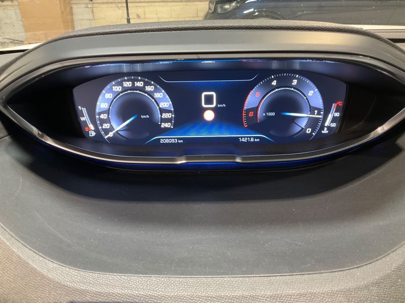 Peugeot 3008 1.6 Blue-HDi Active Business — zdjęcie 13