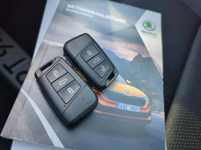 Skoda Karoq 2.0 TDI Tour — zdjęcie 17