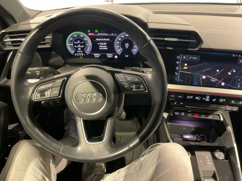 Audi A3 Sportback 45 TFSIe S line — zdjęcie 12