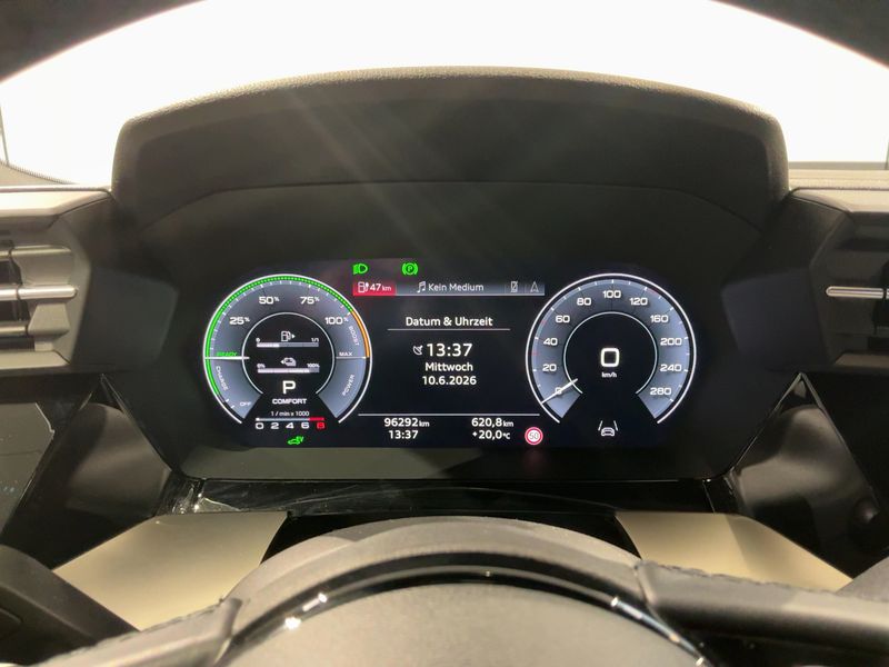 Audi A3 Sportback 45 TFSIe S line — zdjęcie 13