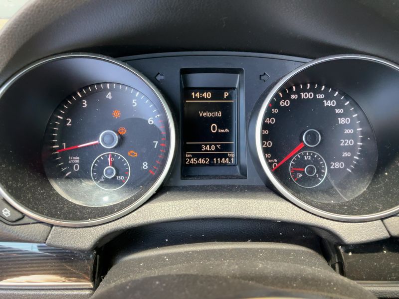 Volkswagen Golf VI 2.0 TSI GTI — zdjęcie 13