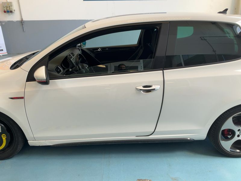 Volkswagen Golf VI 2.0 TSI GTI — zdjęcie 4