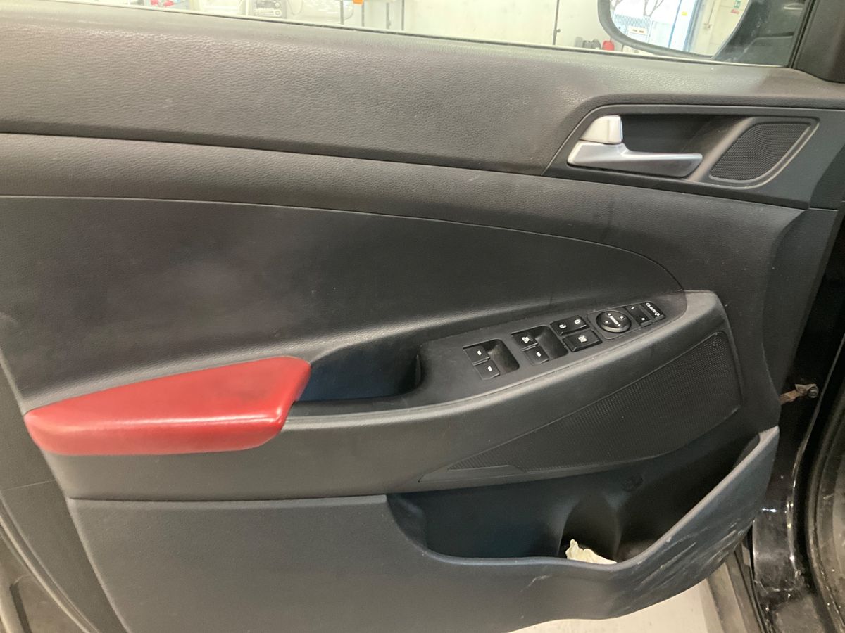 Hyundai Tucson 2016 — photo 31