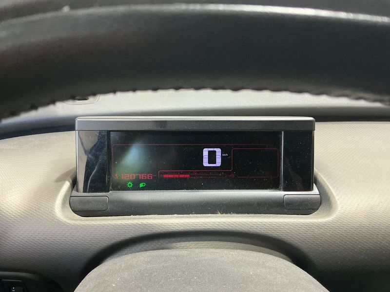 Citroen C4 Cactus 1.2 e-THP Shine — zdjęcie 13