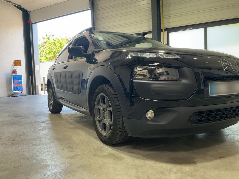 Citroen C4 Cactus 1.2 e-THP Shine — zdjęcie 8