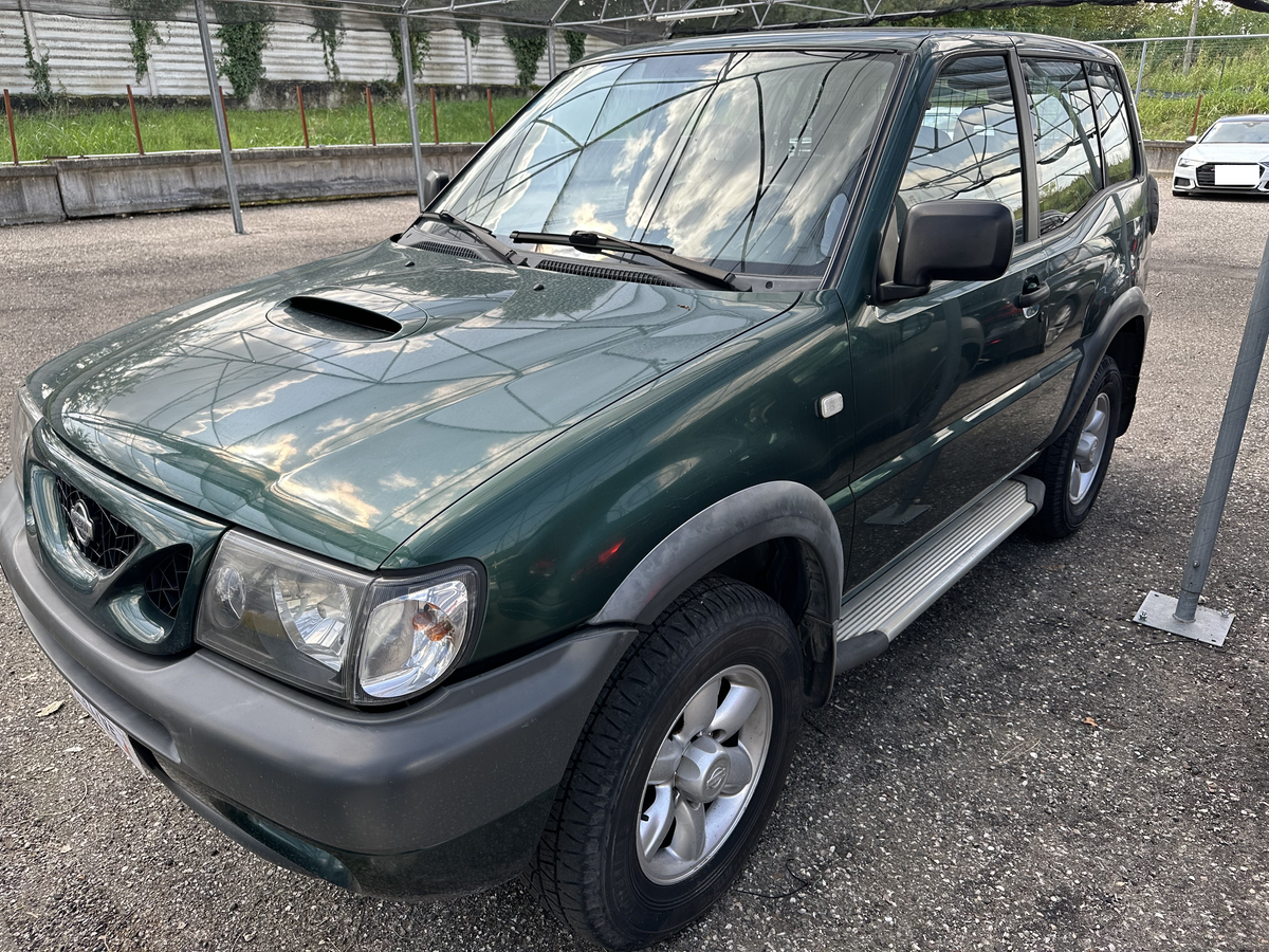 Nissan Terrano 2.7 Turbodiesel Basis