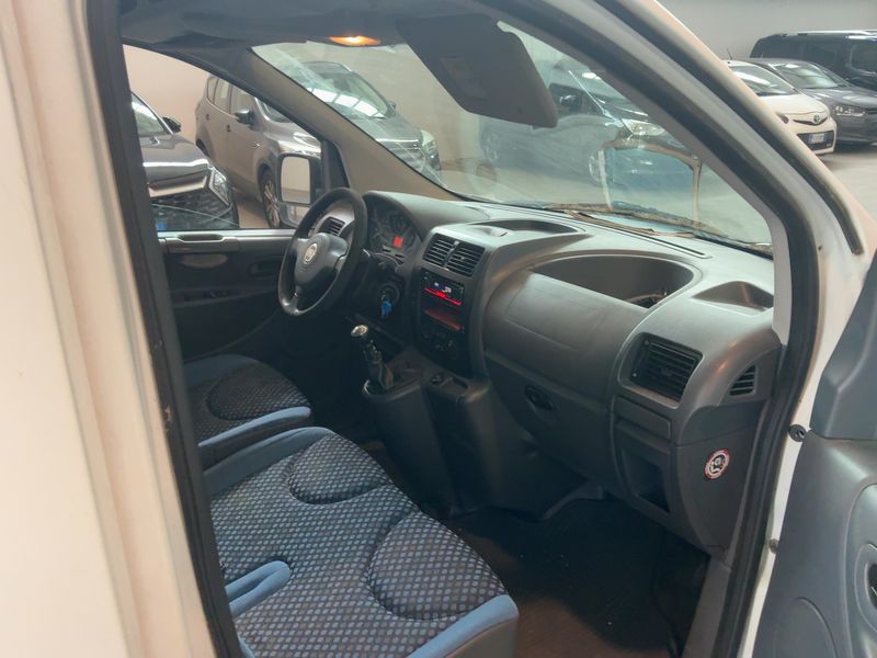 Fiat Scudo 2.0 JTDM 12 L1H1 130 Multijet — zdjęcie 12