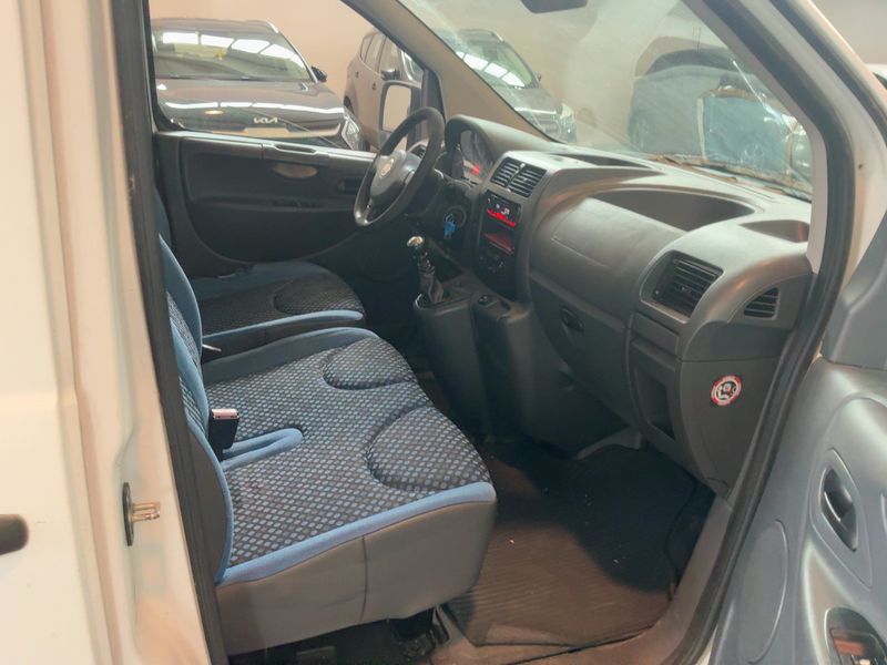 Fiat Scudo 2.0 JTDM 12 L1H1 130 Multijet — zdjęcie 11