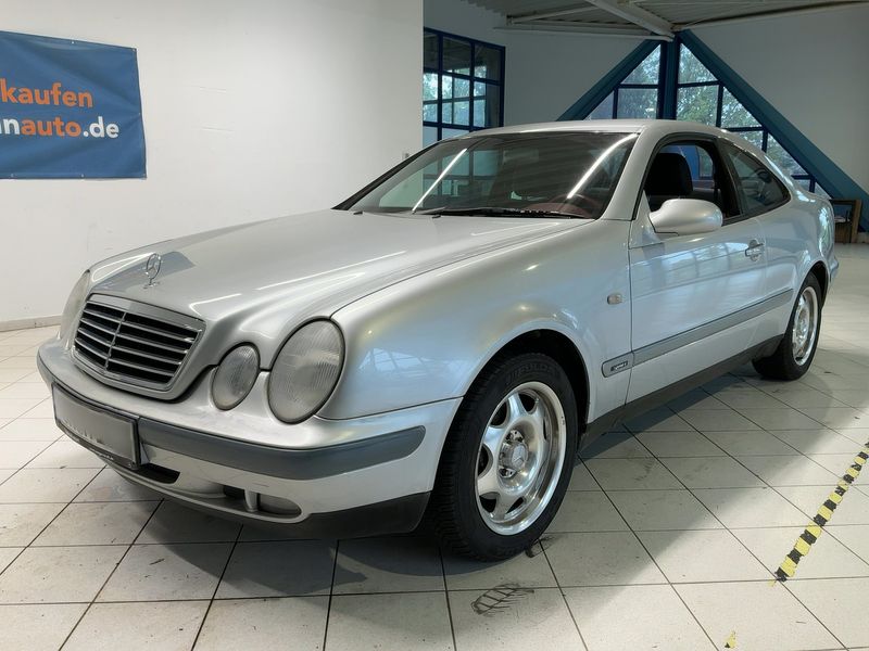 Mercedes-Benz CLK-Class