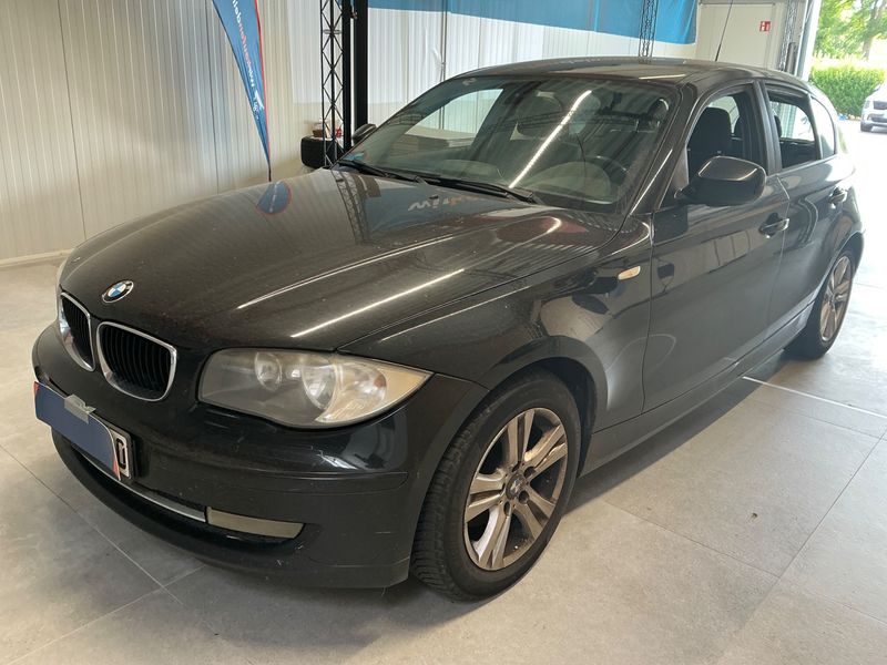 BMW 1er 120d 2010 – снимка 1